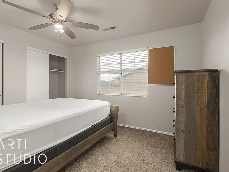 455 S 1100 St E #14 — Photo 8