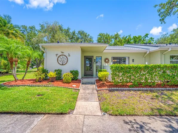 70 Cypress Pl, Oldsmar, FL 34677