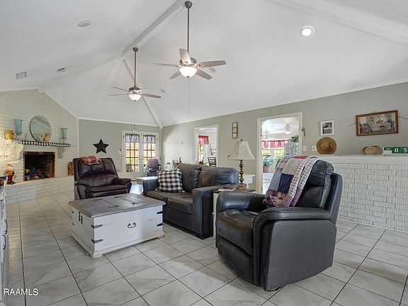 4th image of 104 Macburne Dr