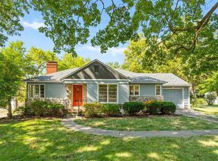 8004 Ward Parkway Plz, Kansas City, MO 64114