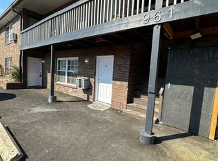 961 Belle Valley Dr #F, Belleville, IL 62220