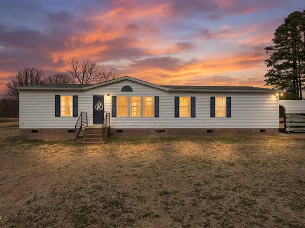 243 Carlyle Rd, Zebulon, NC 27597