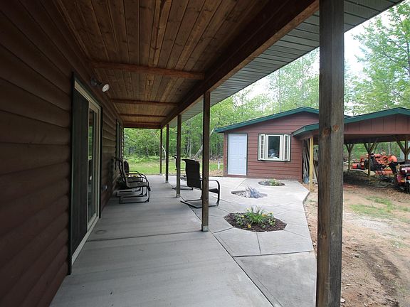4th image of W7138 Bluffs Dr