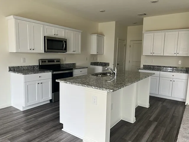 243 Thistle Ln — Photo 6