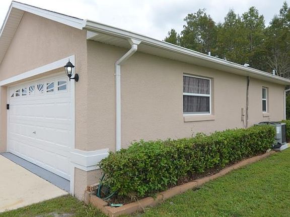 3rd image of 2452 Oak Mill Dr