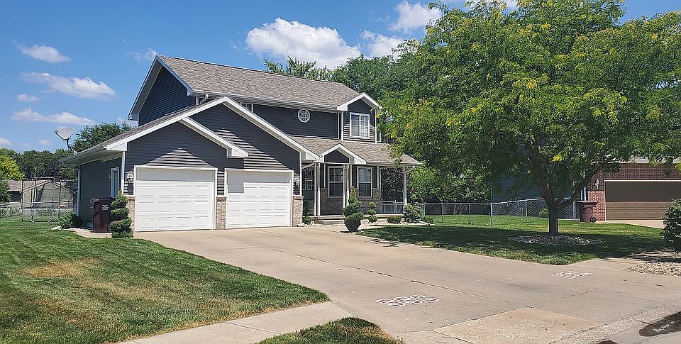 1st image of 3435 Santana Dr