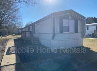 7 Wounded Knee Dr, Clyde, NC 28721