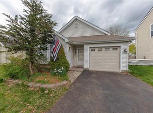 16 Genesis St, Manalapan, NJ 07726