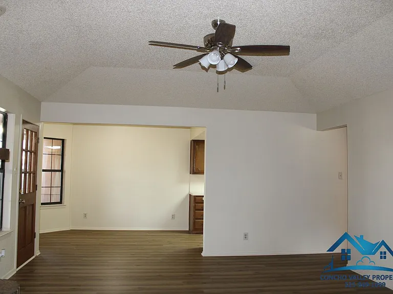1706 Kansas Ave — Photo 3