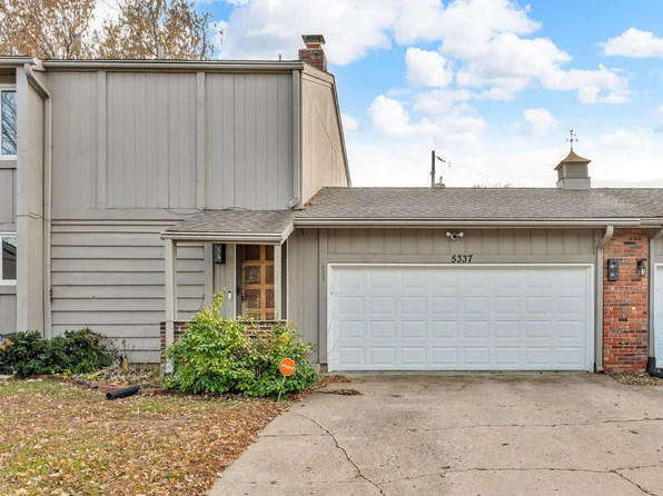 5337 SW Chelsea Ct, Topeka, KS 66604
