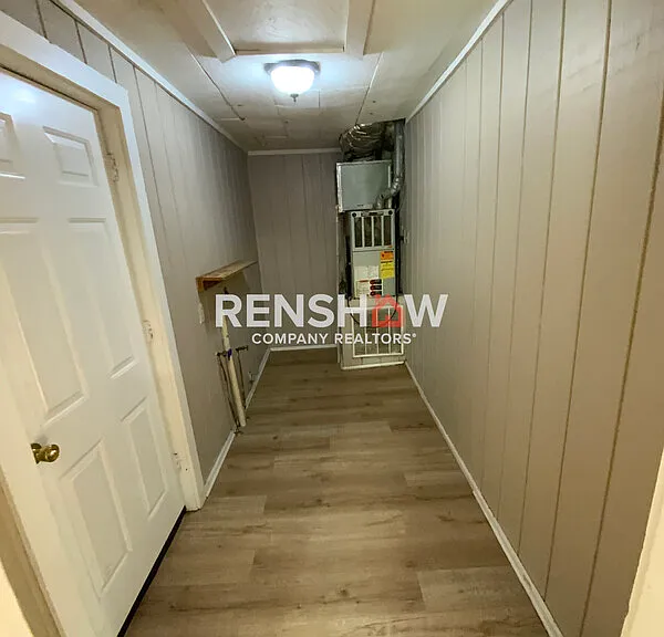 180 Ross Ave — Photo 11