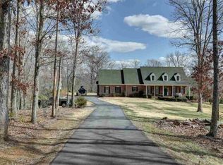 9003 Howardsville Tpke, Schuyler, VA