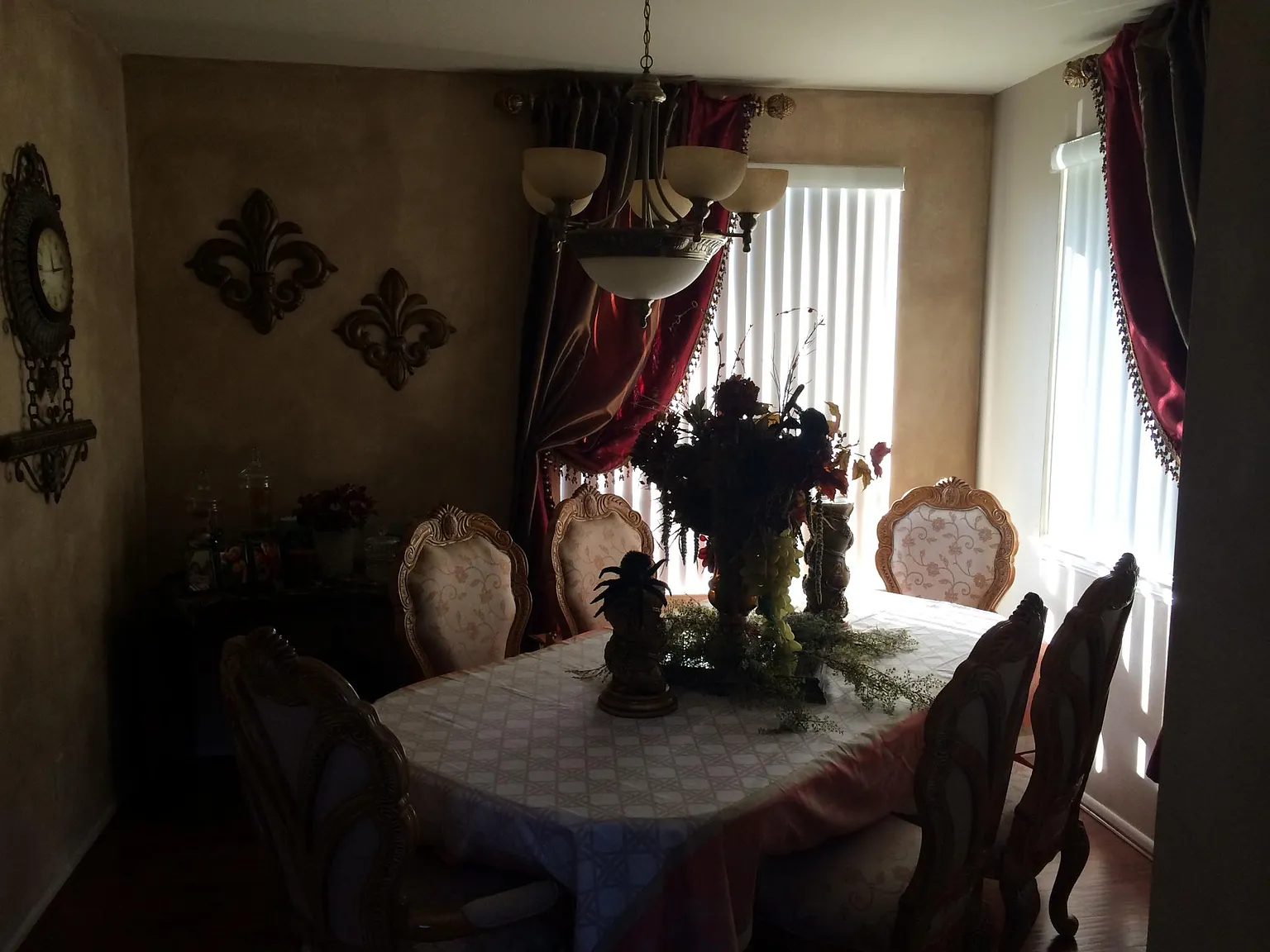 3 bed, 2.5 bath, 2246 sqft, $3,900 — Photo 4