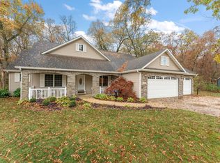 251 Sharon Dr, Wheatfield, IN 46392