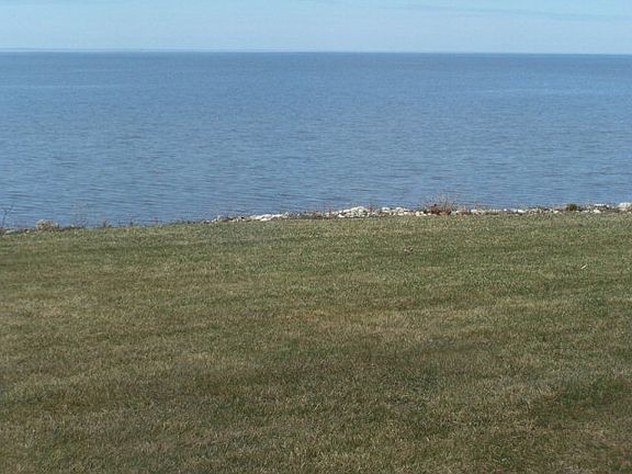 3rd image of 7669 W Shore Dr