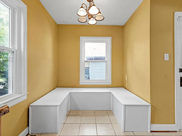 2815 Francis St — Photo 13