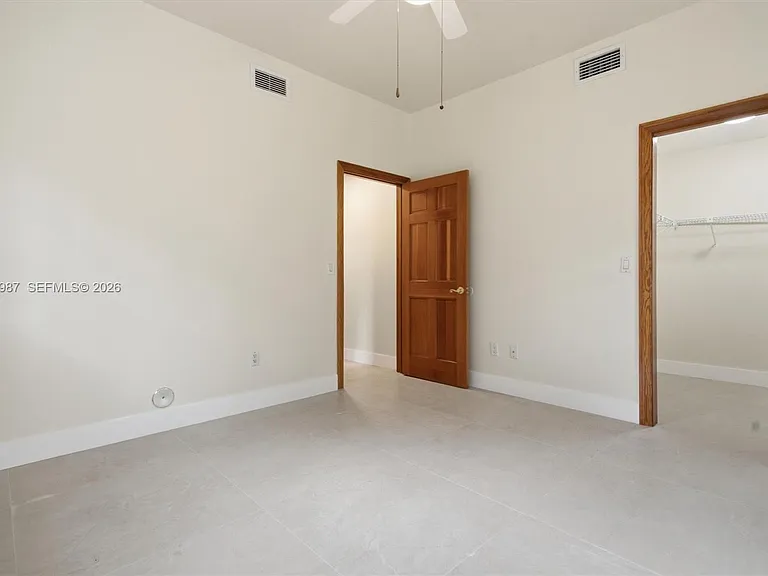 8320 NW 167th Ter — Photo 22
