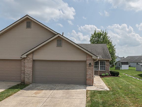2nd image of 815 Ashton Park Dr