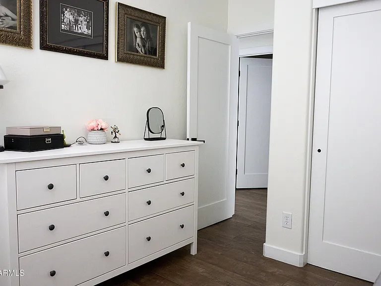 2447 W Memorial Dr — Photo 27