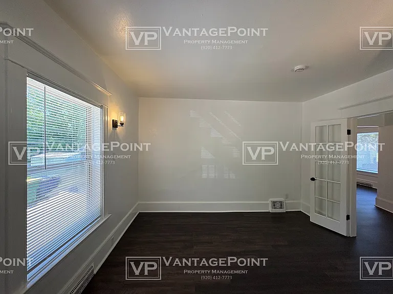329 S Clay St — Photo 9