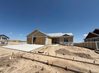 2144 Pack Saddle Rd, Cheyenne, WY 82007