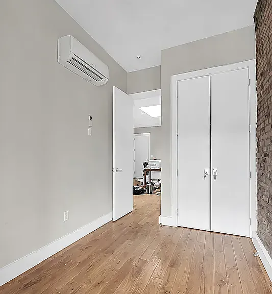 320 Street Nicholass Ave #4F — Photo 9
