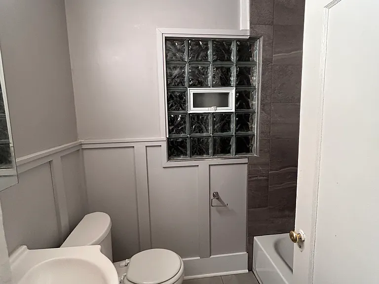 924 W Hill St — Photo 7