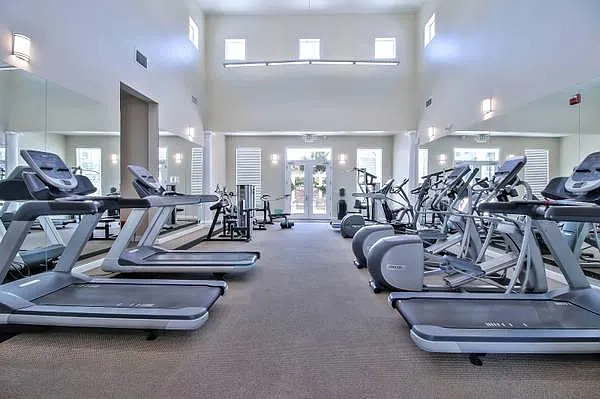 Catalina Luxury Apartments — Photo 39