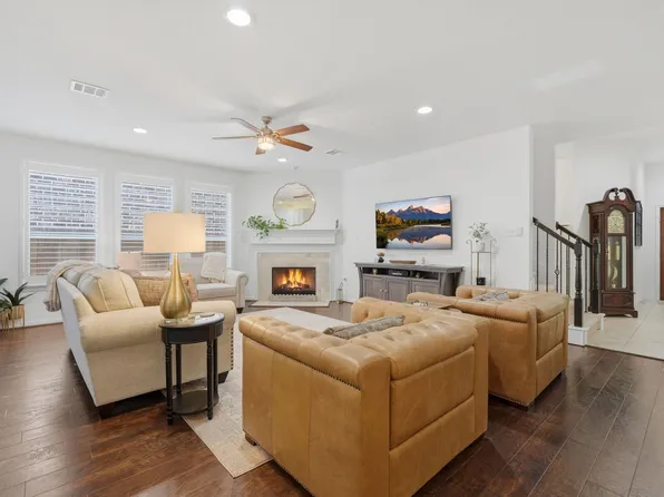 103 Forest Heights Way, Montgomery, TX 77316