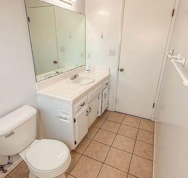 2246 Hasti Acres Dr — Photo 30
