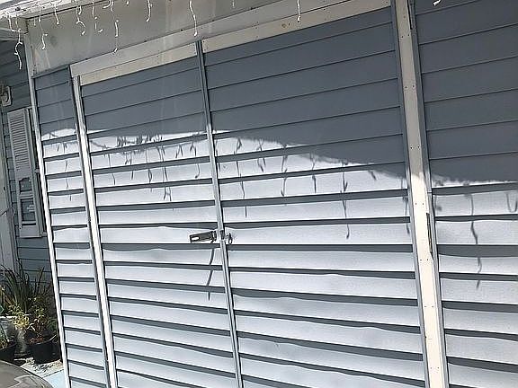 3rd image of 28 Madison Dr