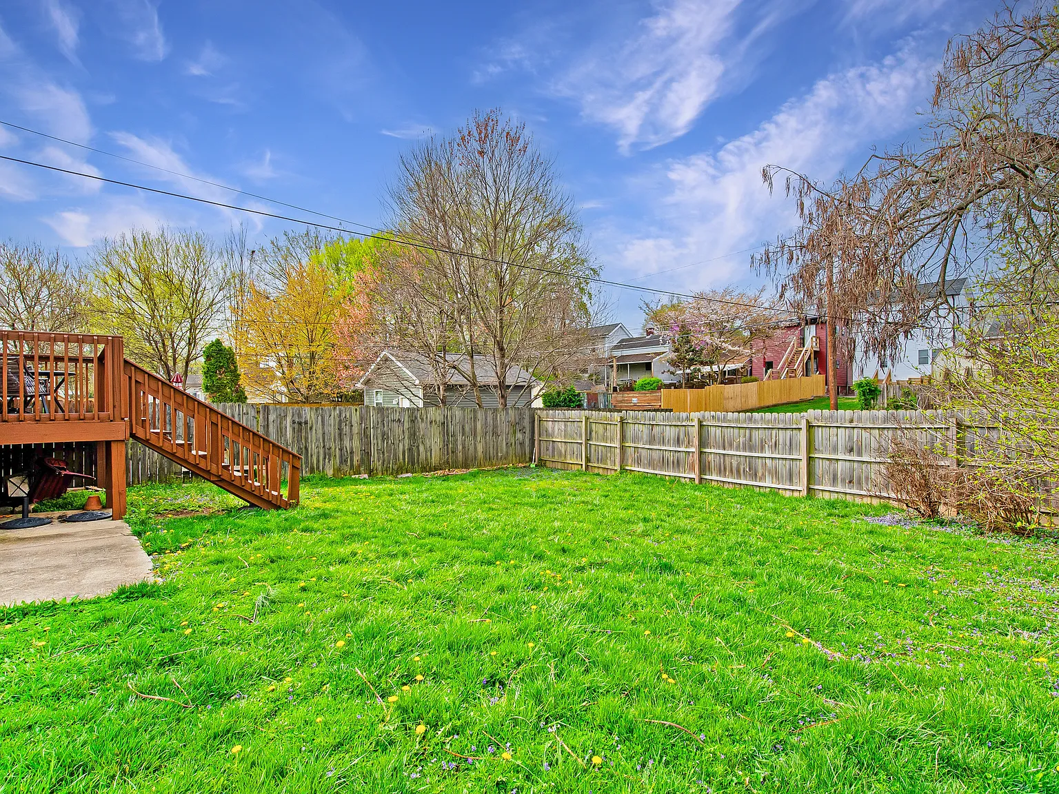 1218 Fischer Ave — Photo 3