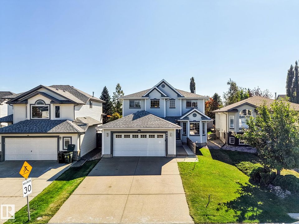 1st image of 605 Forrest Dr