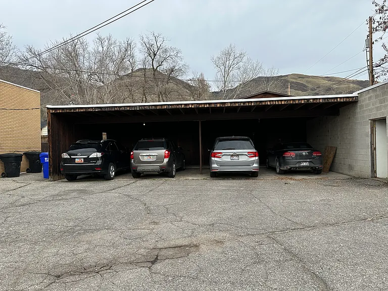 Carport (2 spaces included in rent)