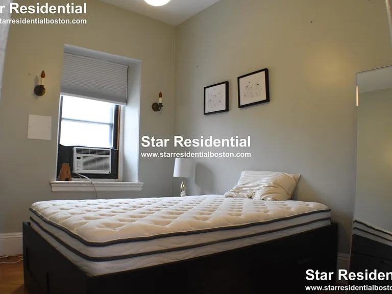 31 Fairfield St #201 — Photo 29