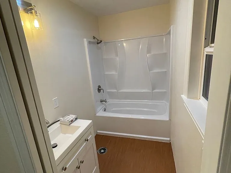 1113 Riedel Ave — Photo 11