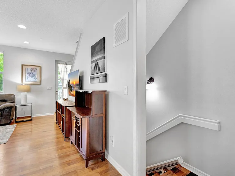 4320 Blowing Point Pl — Photo 8
