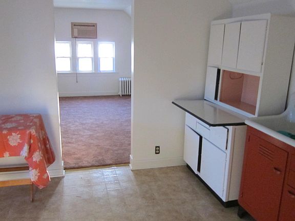 3rd image of 3050 N Humboldt Blvd #3