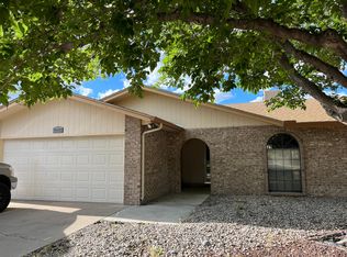 9005 Cascajo Dr NE, Albuquerque, NM 87111