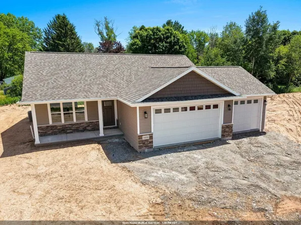 1632 Emerson Ct, Green Bay, WI 54313