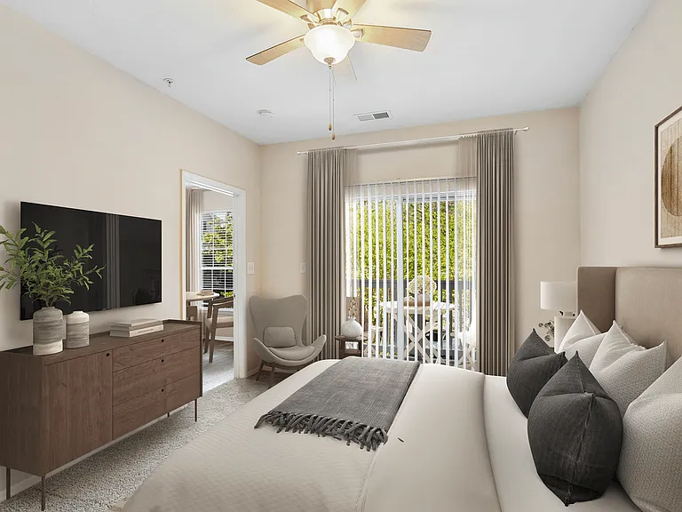 The Lodge at Mallard Creek Apartments — Photo 41
