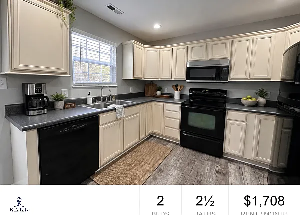 2 bed, 2.5 bath, 1165 sqft, $1,708 — Photo 1