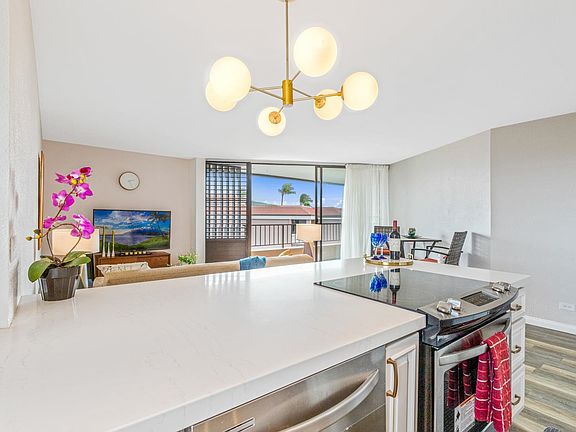 4th image of 20 Hauoli St APT 401