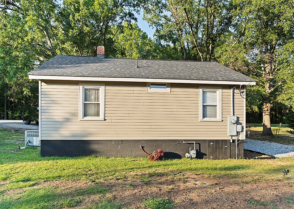 266 S Main St, Donalds, SC 29638 MLS 126355 Zillow