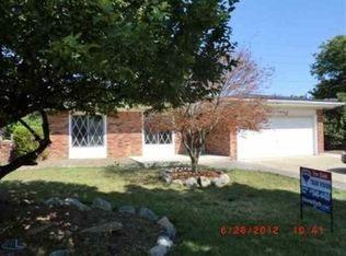 35639 Cathedral Dr, Sterling Heights, MI 48312