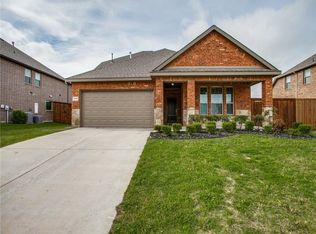7818 Lindsey Dr, Rowlett, TX 75088