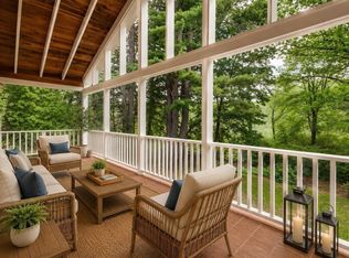 82 Cottage St, Natick, MA 01760