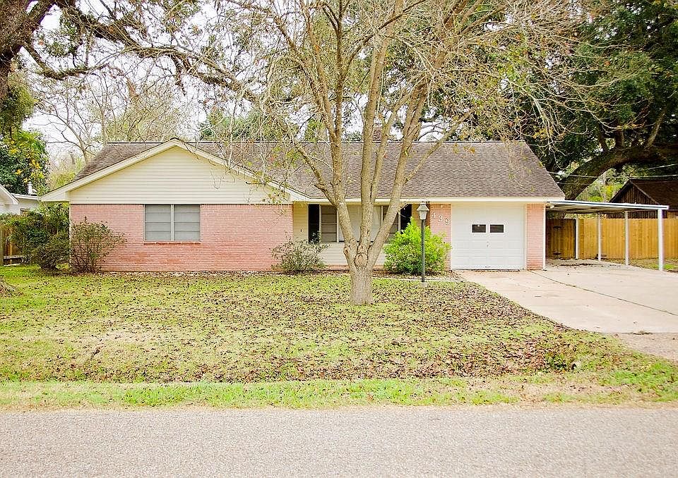 1st image of 439 Southern Oaks Dr