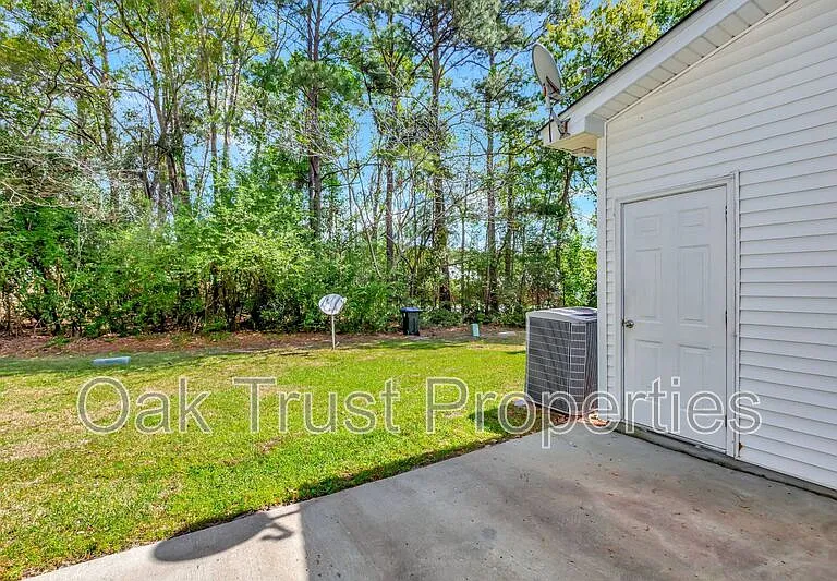 126 Tuscany Ct — Photo 29