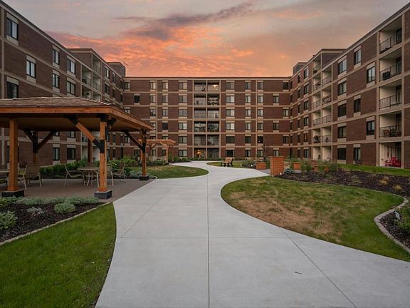 2nd image of 7220 York Ave S APT 418